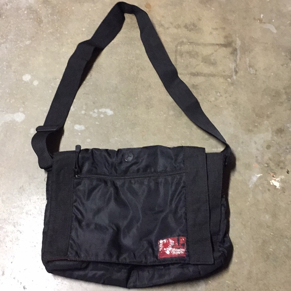 Mossimo Supply Co., crossbody bag